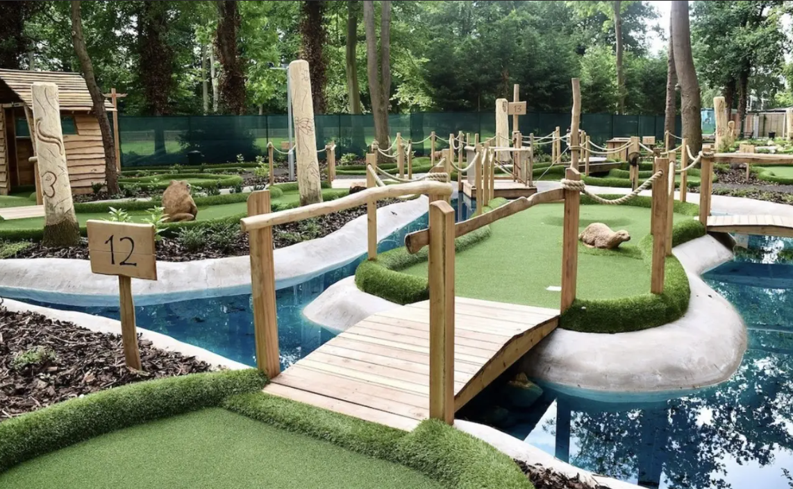 Adventure Golf